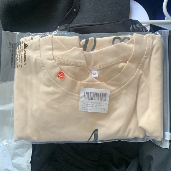 “A dream is a wish your heart makes” Disney T-shirt - Picture 4 of 4